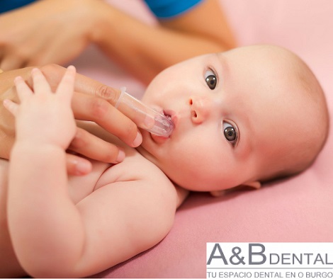 El cuidado de la boca en un bebé